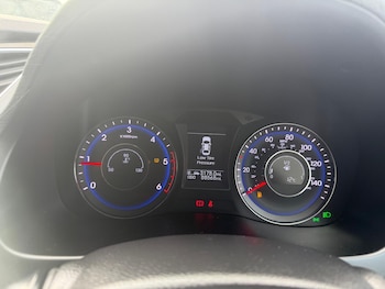 Used Hyundai i40 2014 for sale - 76402949: Photo