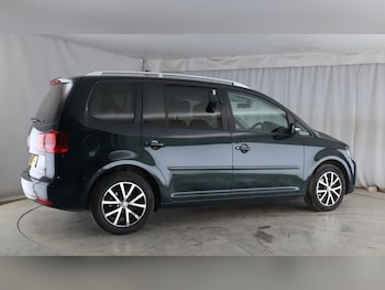 Used Volkswagen Touran 2014 for sale - 78701088: Photo