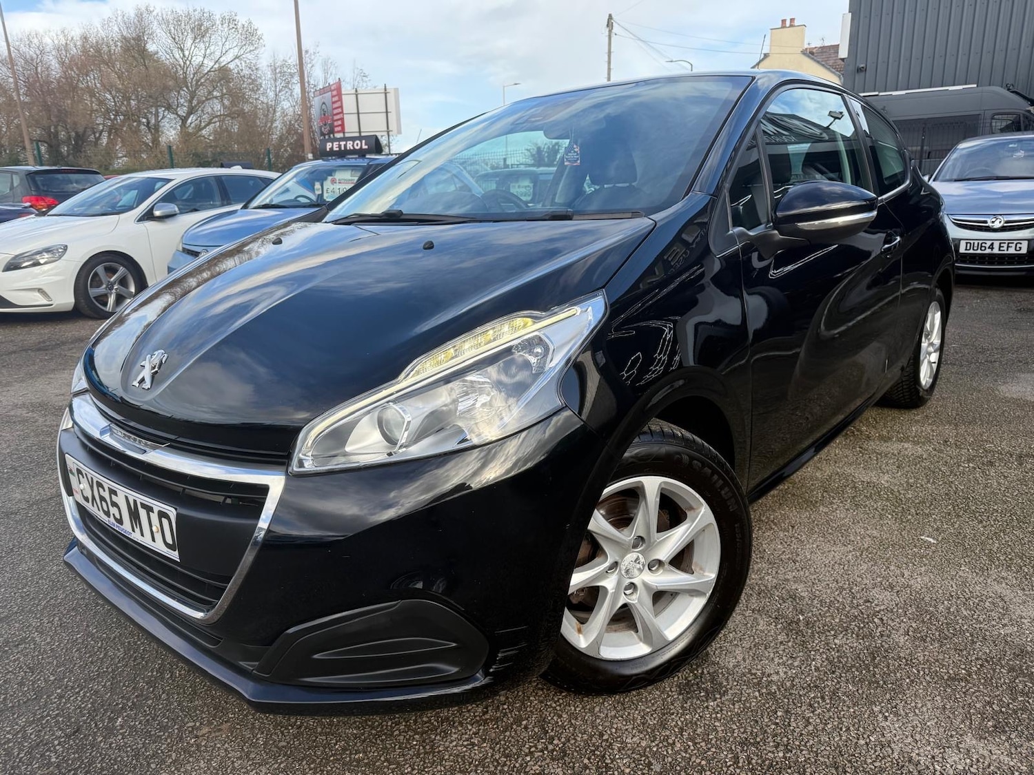Used Peugeot 208 2015 for sale - 76403094: Photo 7