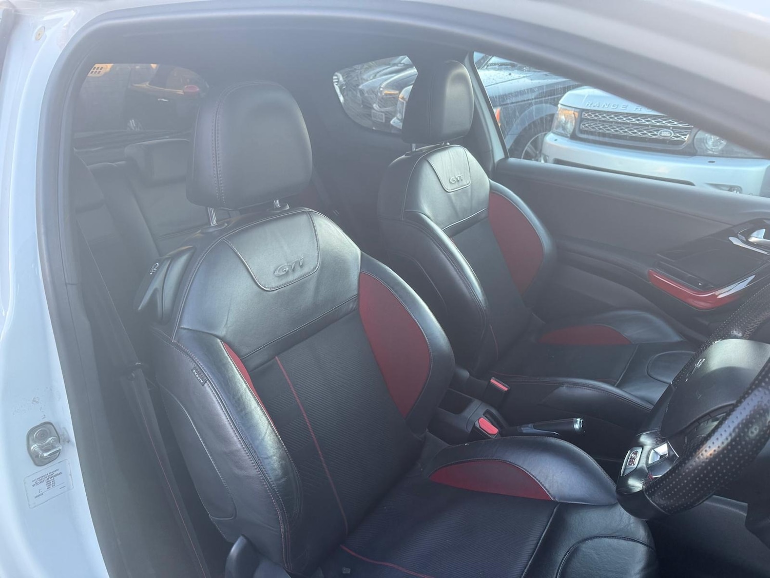 Used Peugeot 208 2015 for sale - 77105811: Photo 12