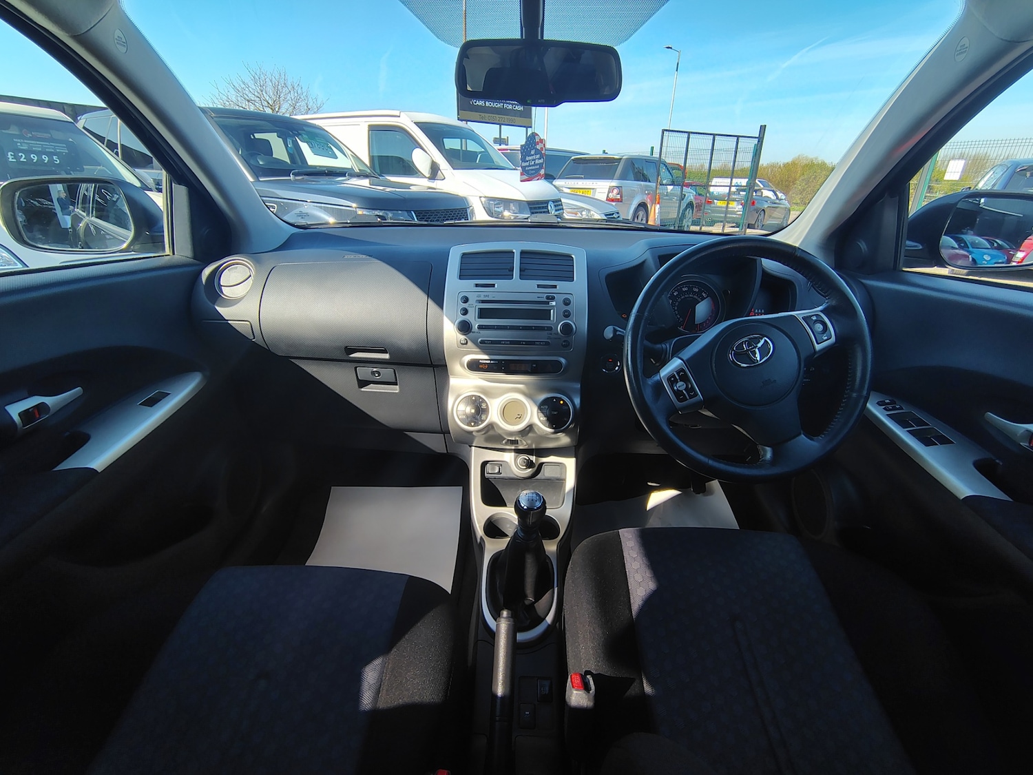 Used Toyota Urban Cruiser 2009 for sale - 77617929: Photo 12