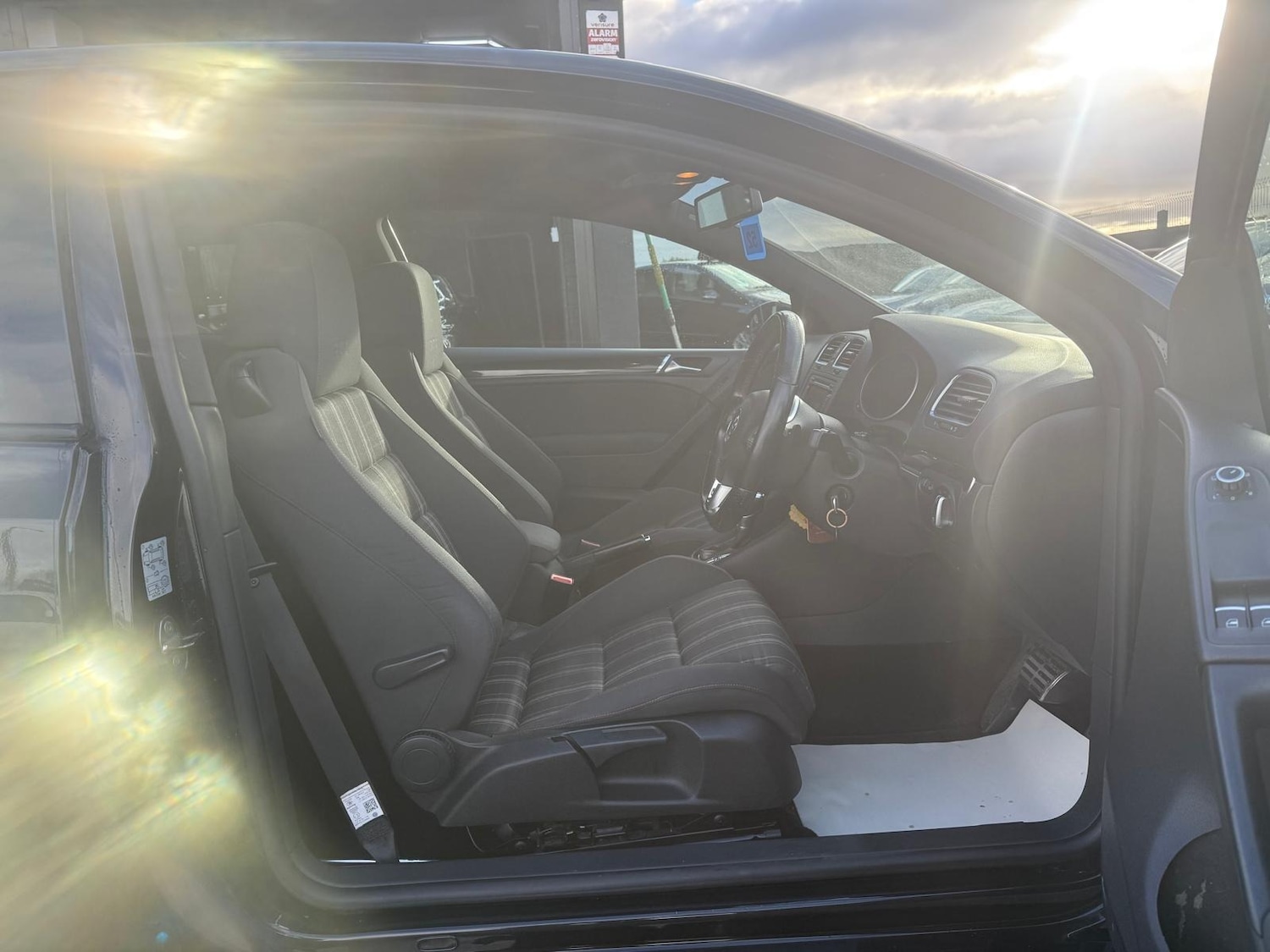 Used Volkswagen Golf 2011 for sale - 77179554: Photo 23