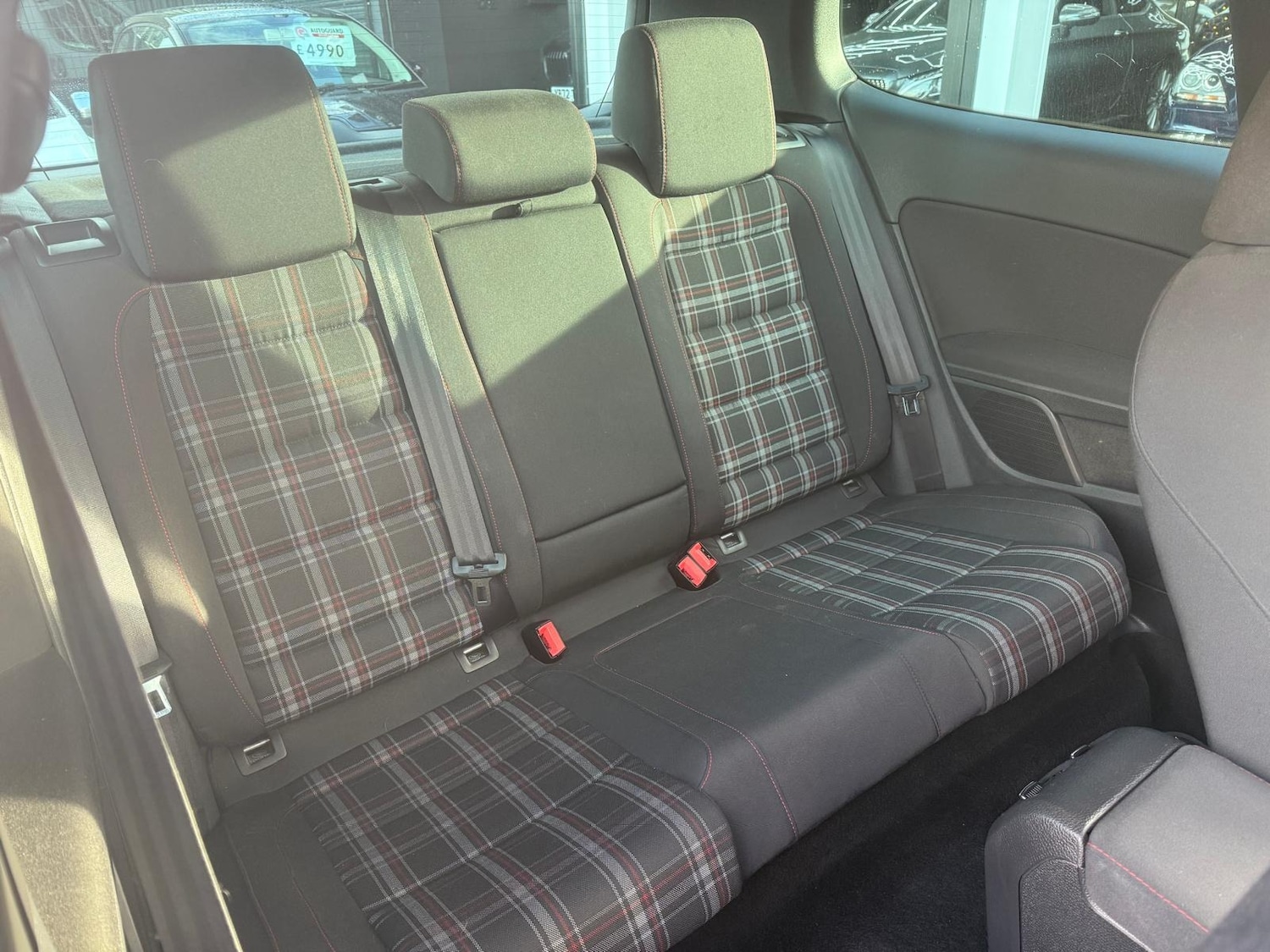 Used Volkswagen Golf 2011 for sale - 77179554: Photo 8