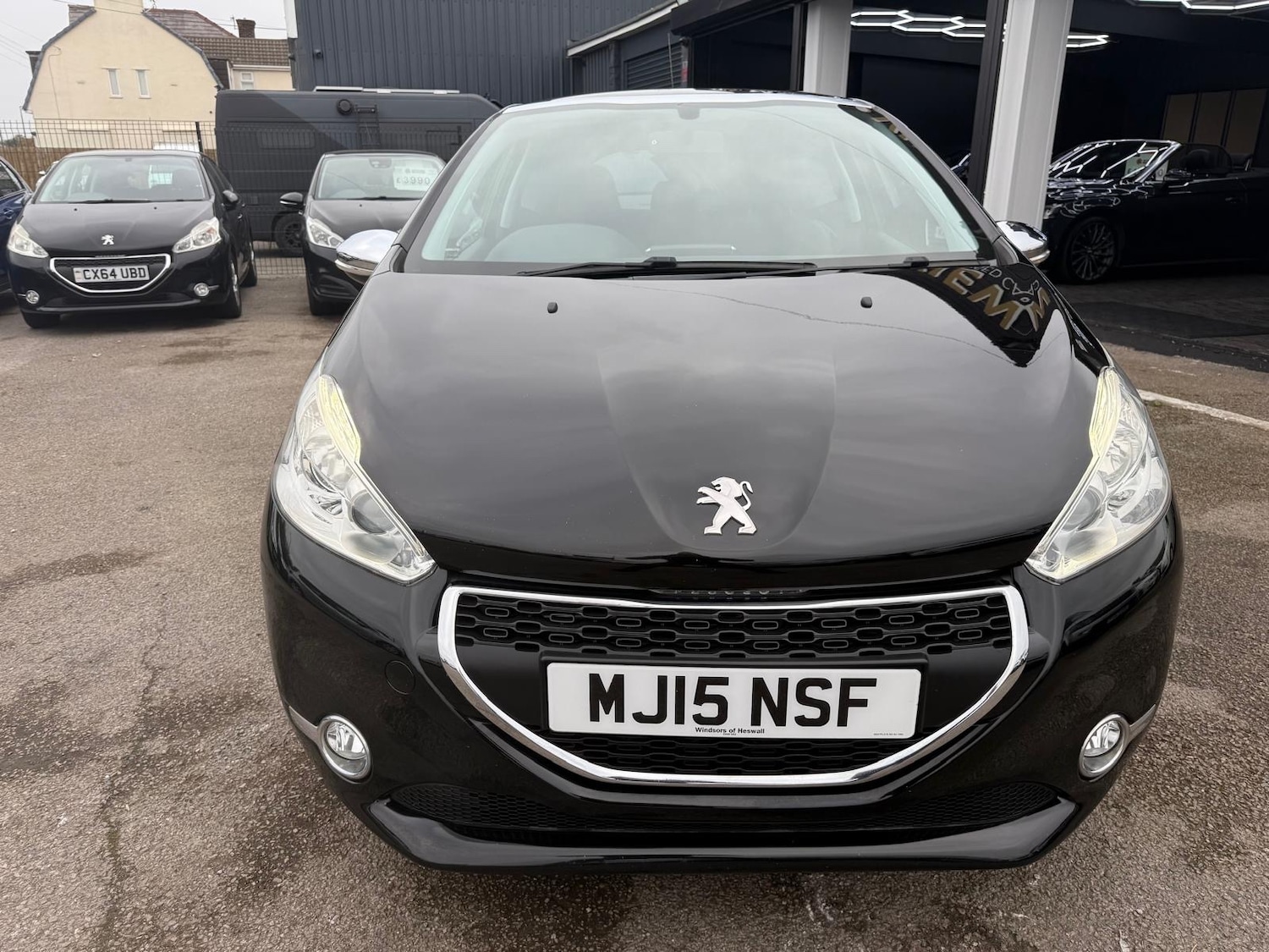Used Peugeot 208 2015 for sale - 76402944: Photo 2