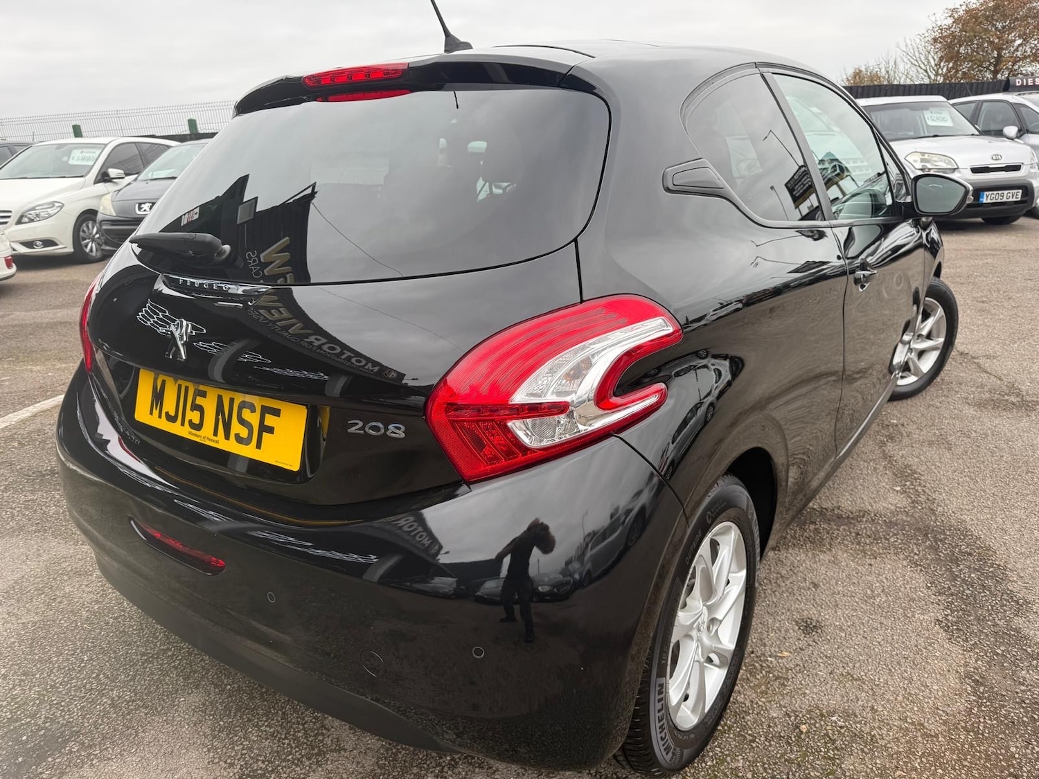Used Peugeot 208 2015 for sale - 76402944: Photo 4