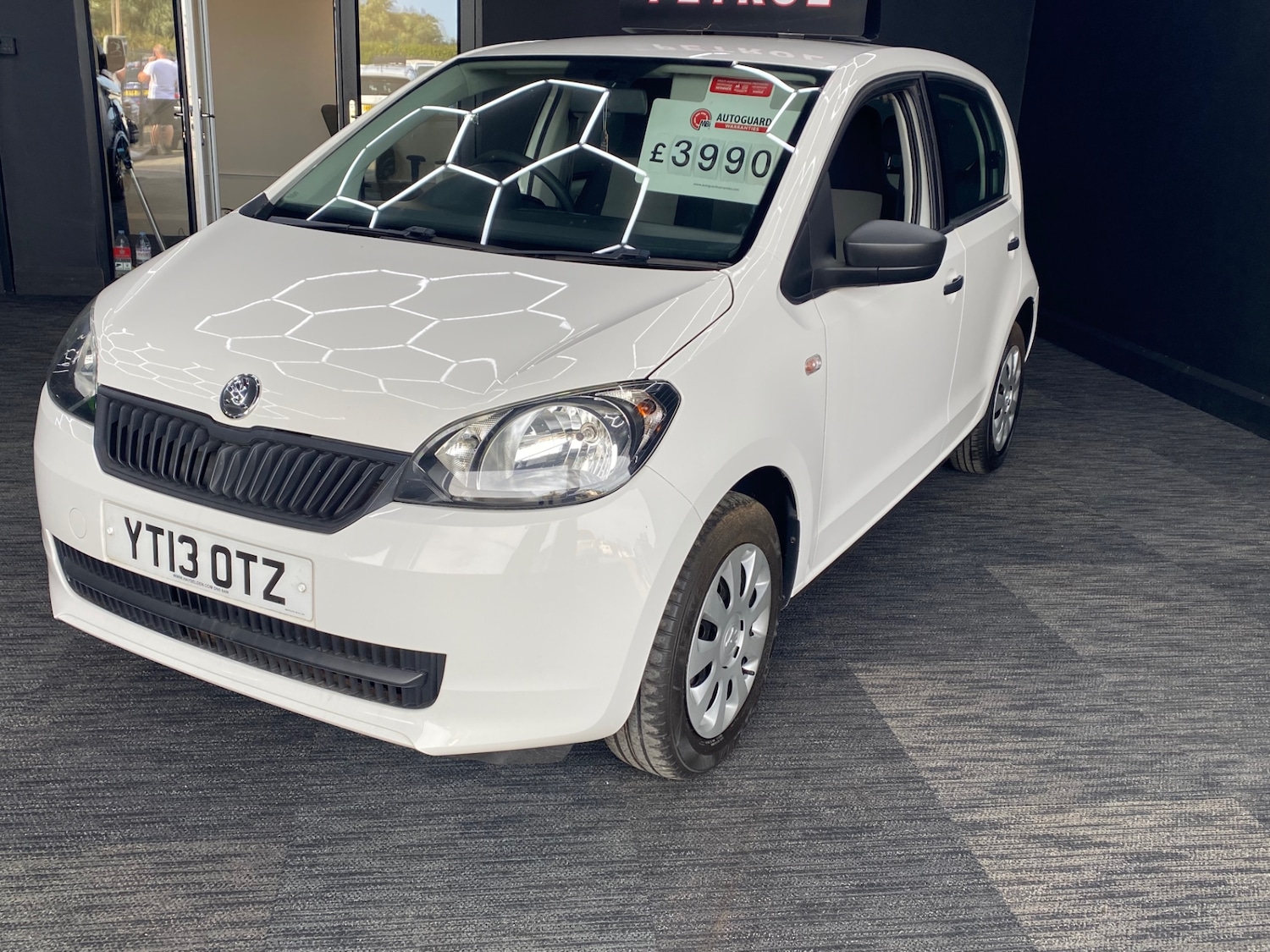 Used Skoda Citigo 2013 for sale - 76402752: Photo 3