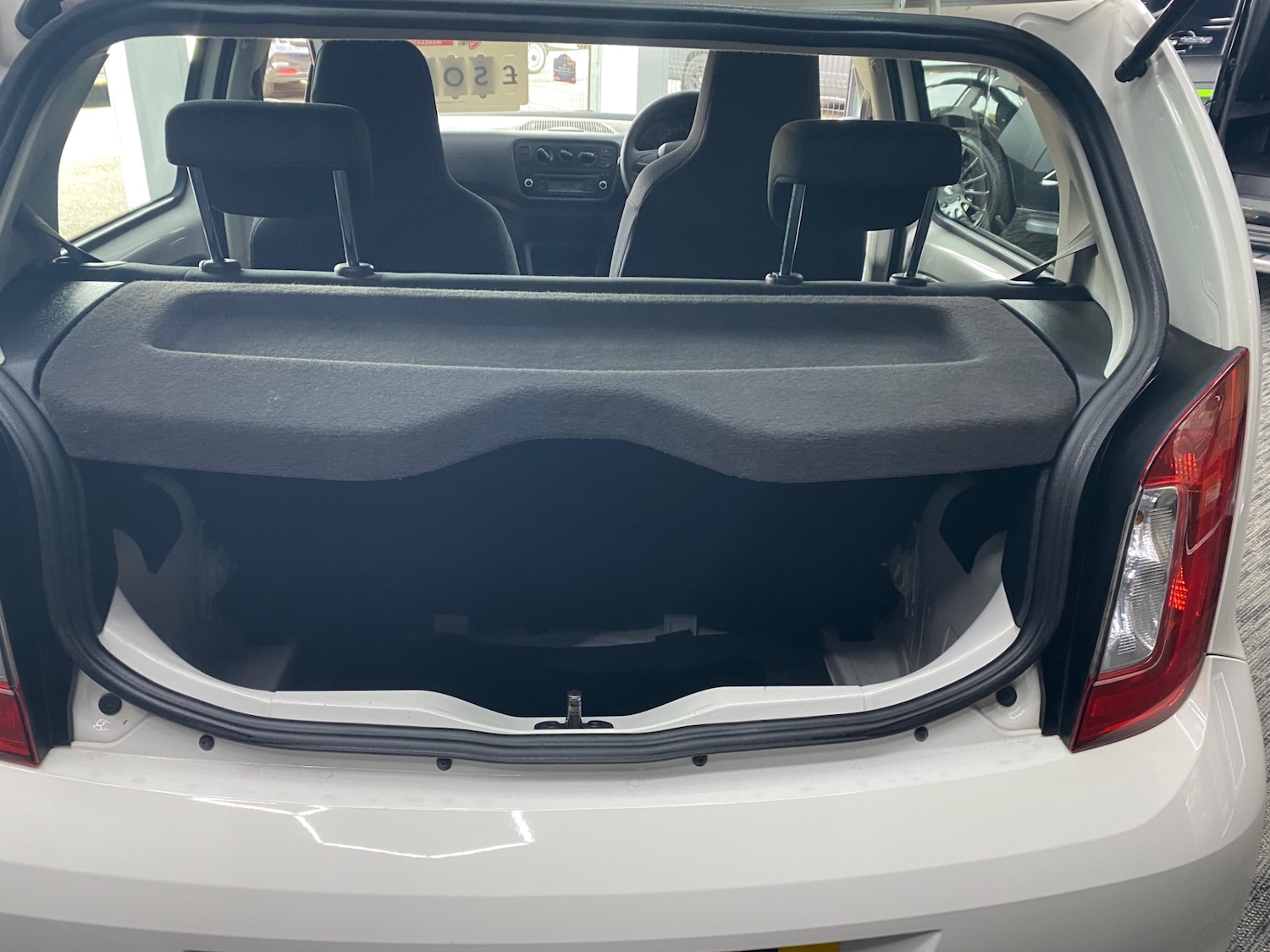 Used Skoda Citigo 2013 for sale - 76402752: Photo 9