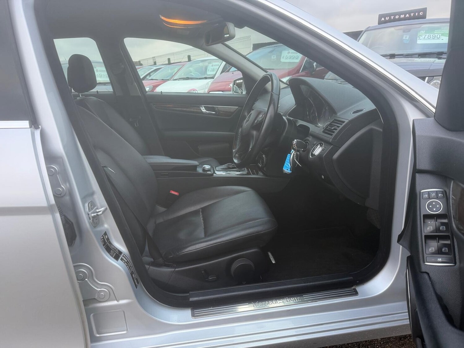 Used Mercedes-Benz C Class 2011 for sale - 77434955: Photo 9