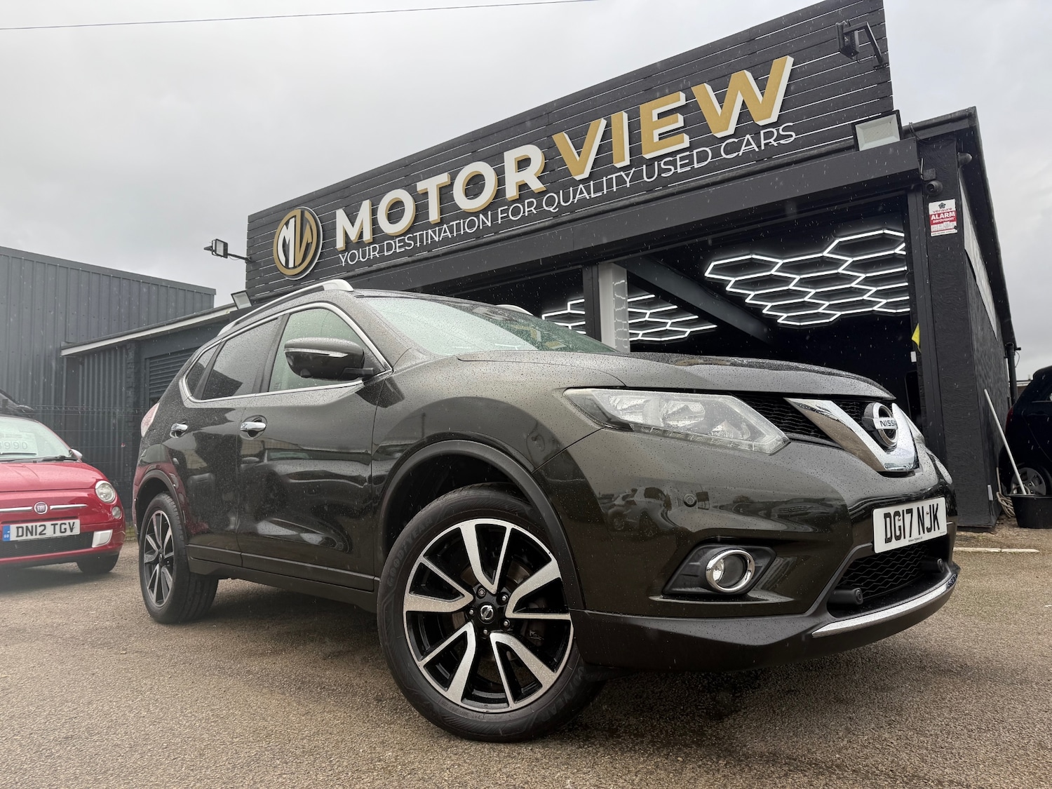 Used Nissan X-Trail 2017 for sale - 76403266: Photo 1
