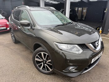 Used Nissan X-Trail 2017 for sale - 76403266: Photo