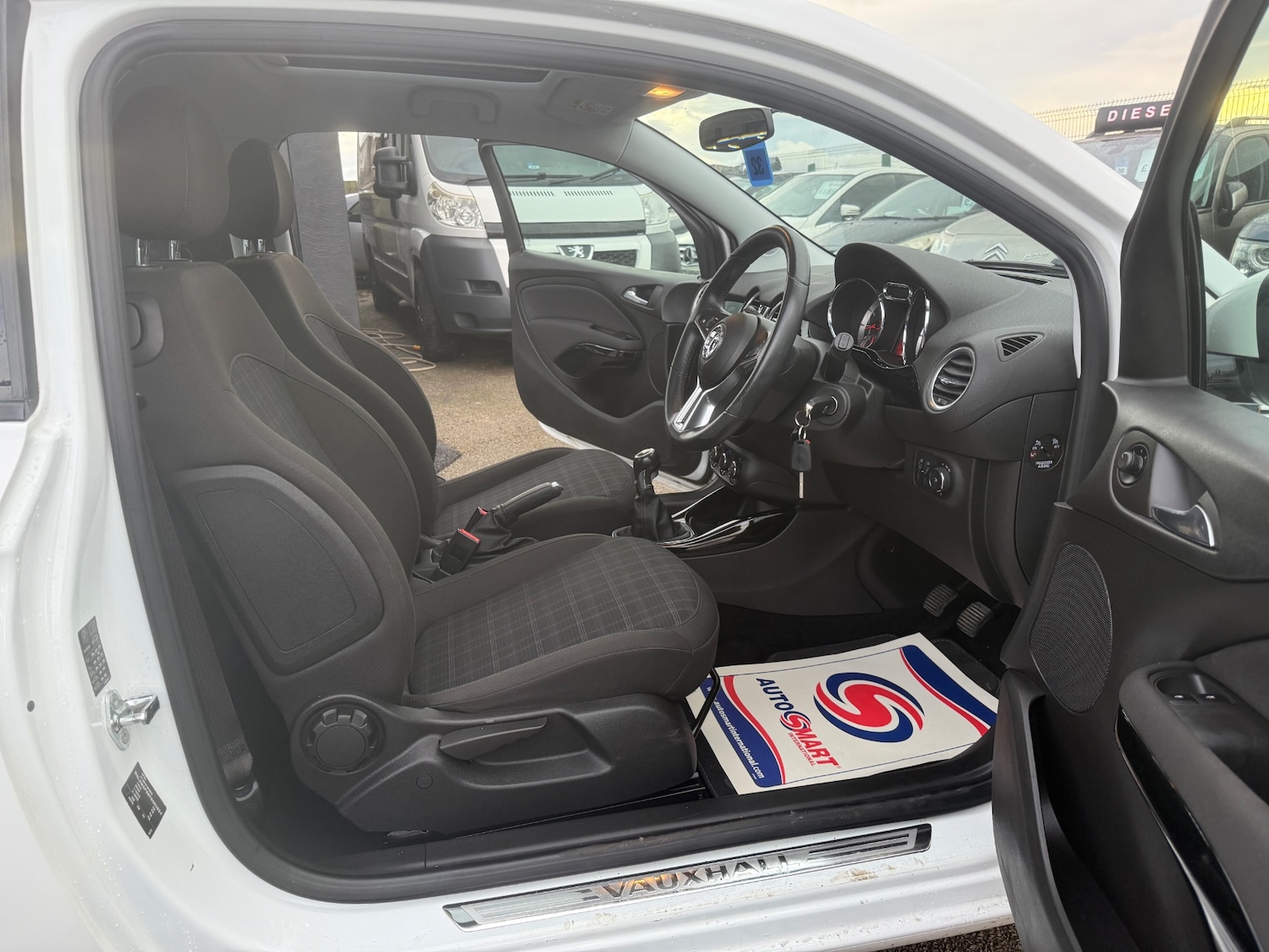 Used Vauxhall ADAM 2015 for sale - 76663814: Photo 13