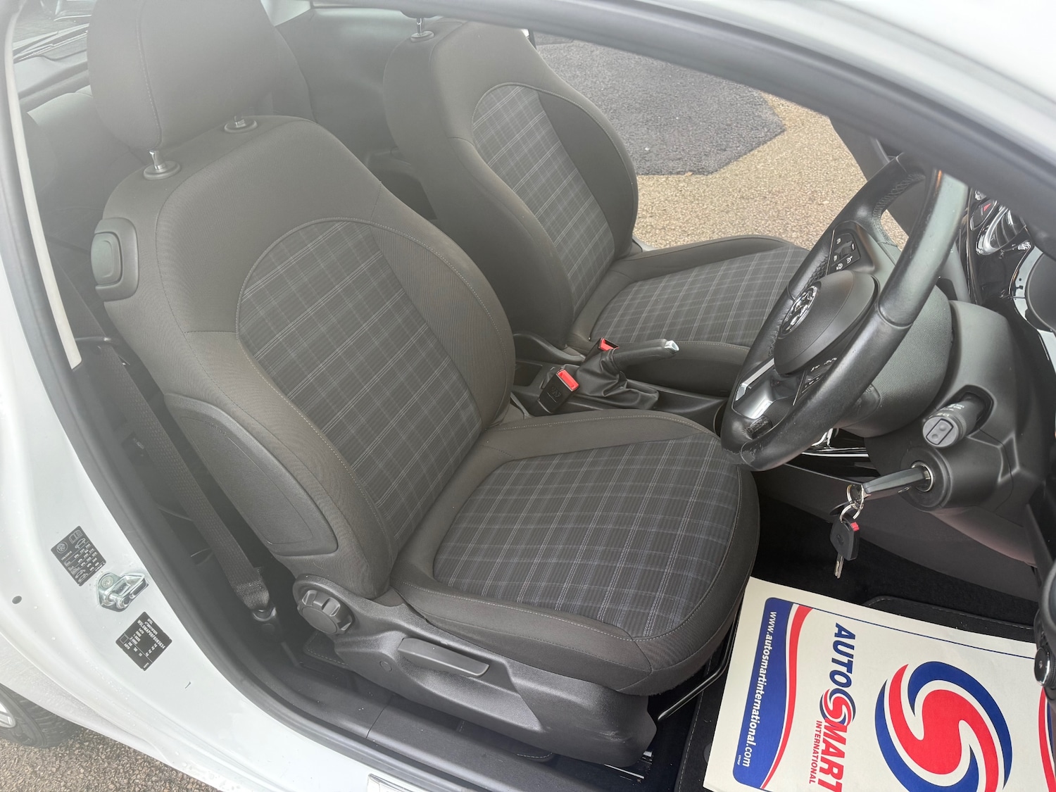 Used Vauxhall ADAM 2015 for sale - 76663814: Photo 14