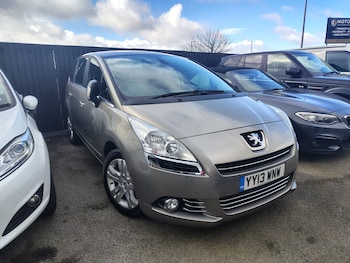 Used Peugeot 5008 2013 for sale - 78011336: Photo