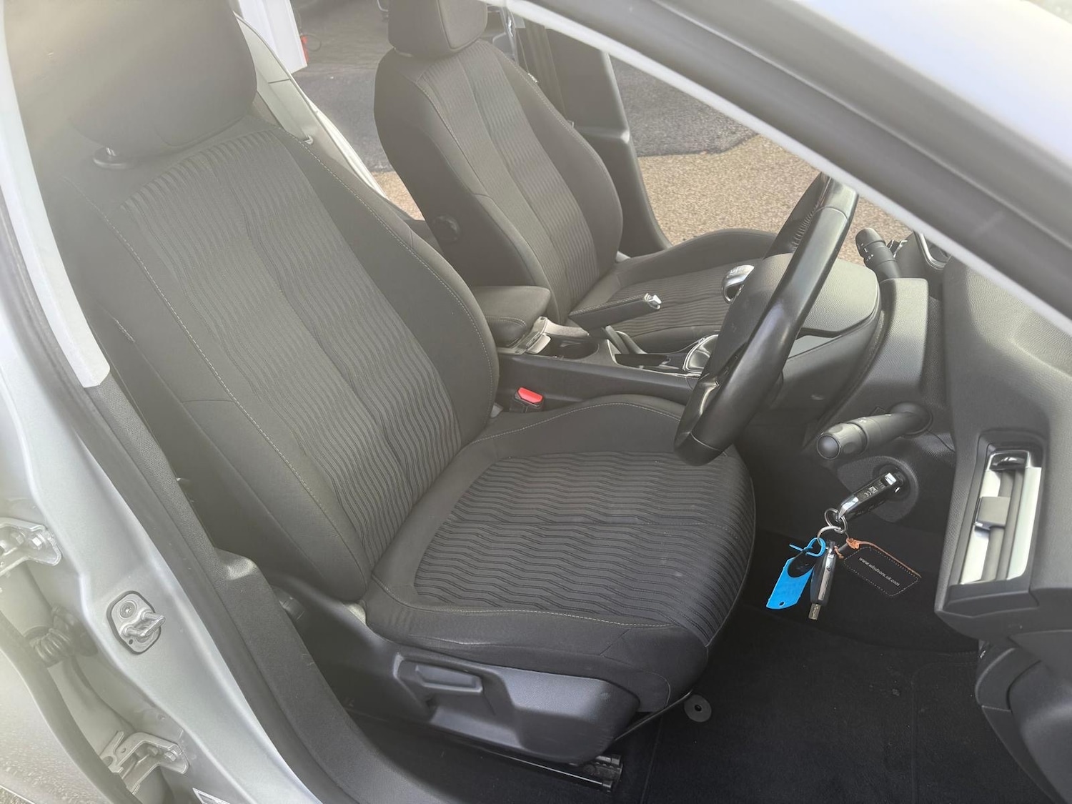 Used Peugeot 308 2016 for sale - 76757463: Photo 14