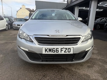 Used Peugeot 308 2016 for sale - 76757463: Photo