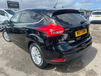 Used Ford Focus 2017 for sale - 78566857: Photo