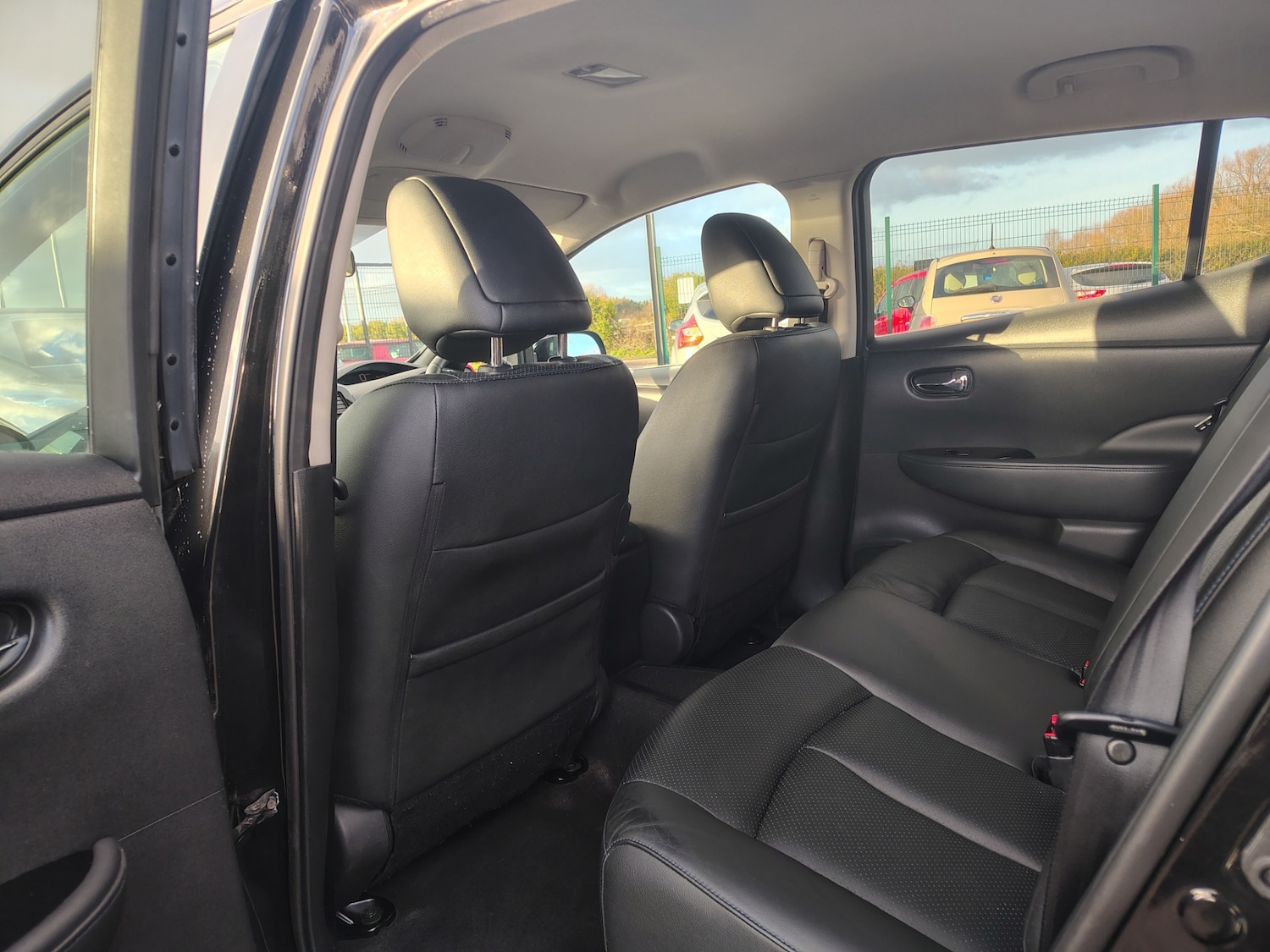 Used Nissan Leaf 2014 for sale - 77125975: Photo 17