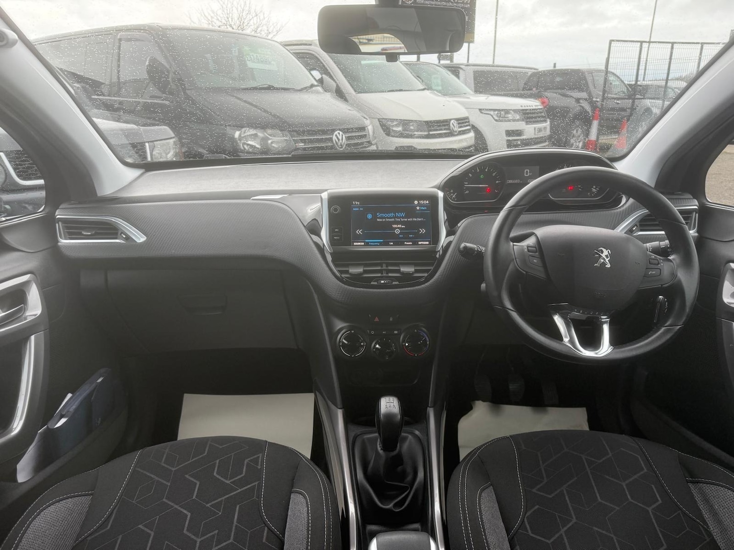 Used Peugeot 2008 2018 for sale - 77618288: Photo 11