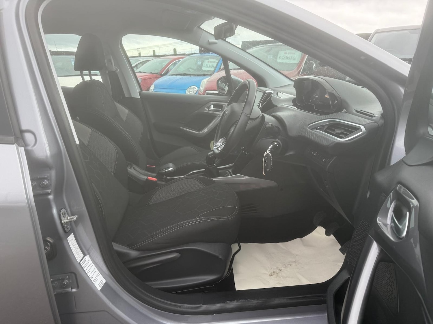 Used Peugeot 2008 2018 for sale - 77618288: Photo 13