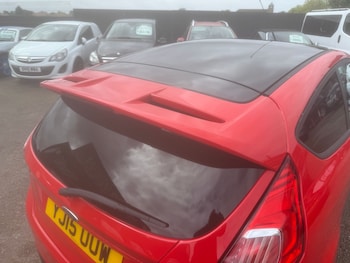 Used Ford Fiesta 2015 for sale - 78011350: Photo