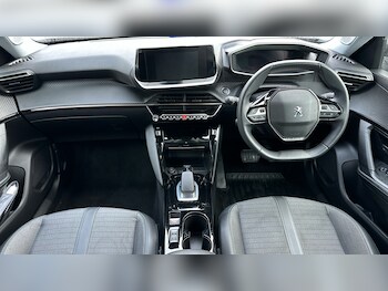 Used Peugeot 2008 2021 for sale - 77926637: Photo