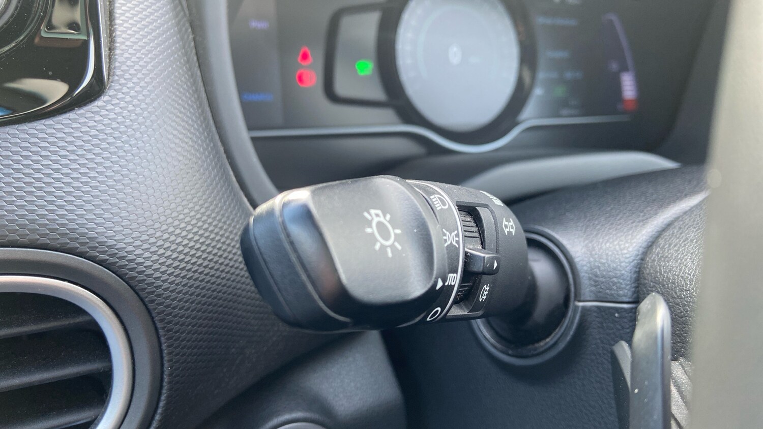 Used Hyundai KONA 2019 for sale - 77647412: Photo 27