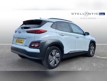 Used Hyundai KONA 2019 for sale - 77647412: Photo