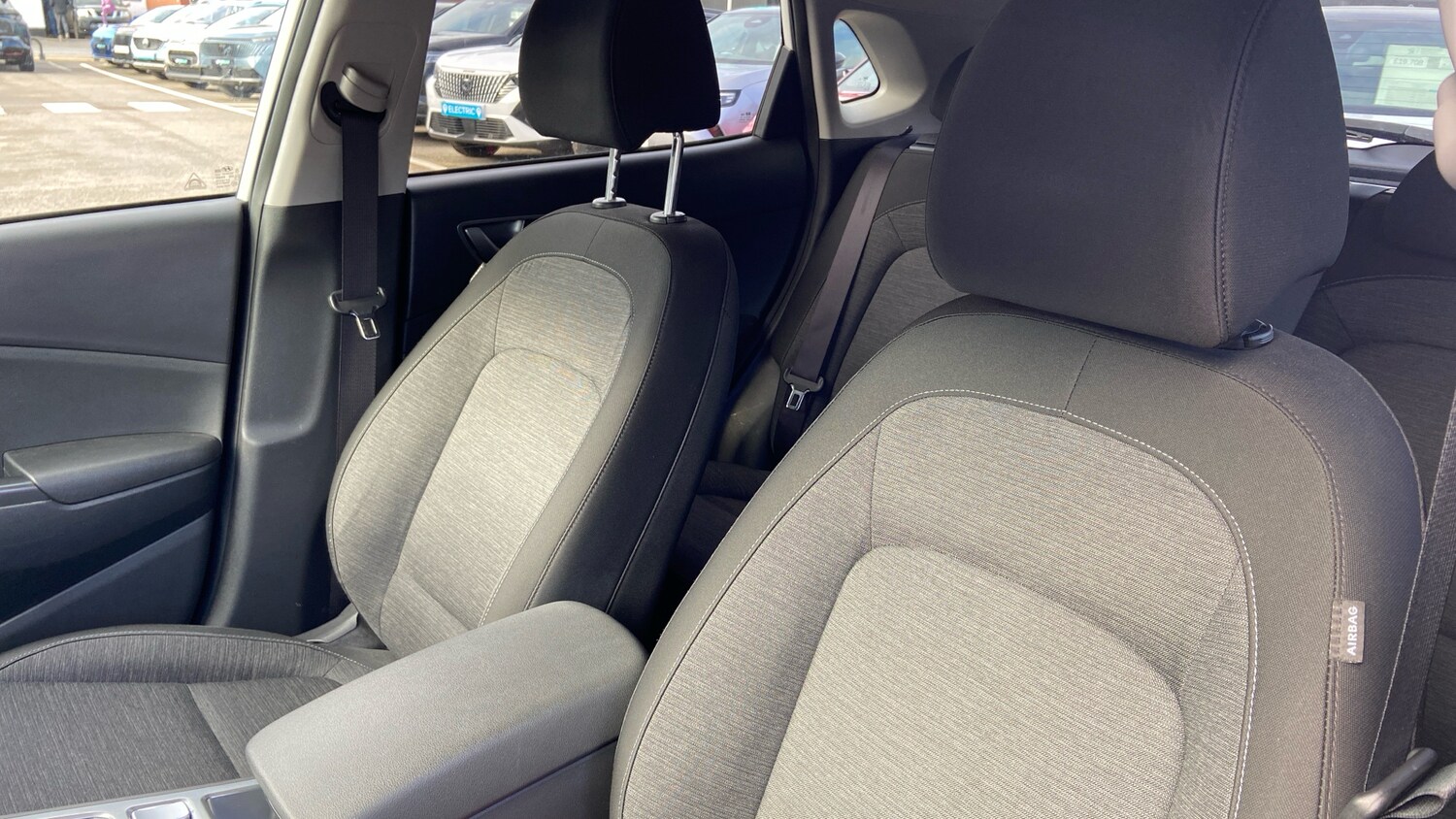 Used Hyundai KONA 2019 for sale - 77647412: Photo 40