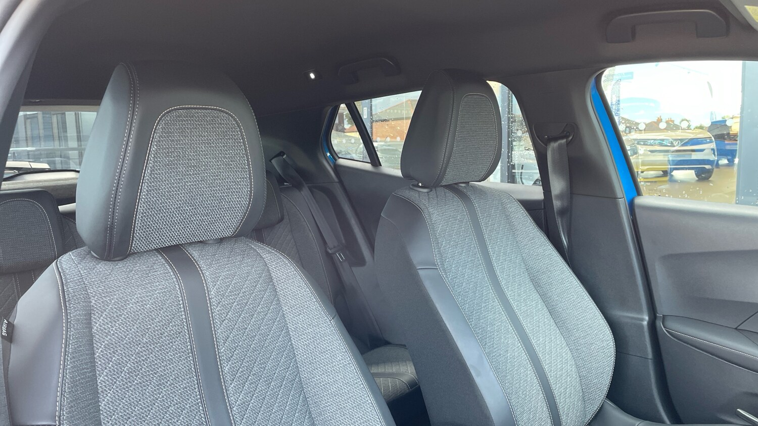 Used Peugeot 2008 2023 for sale - 76003077: Photo 42