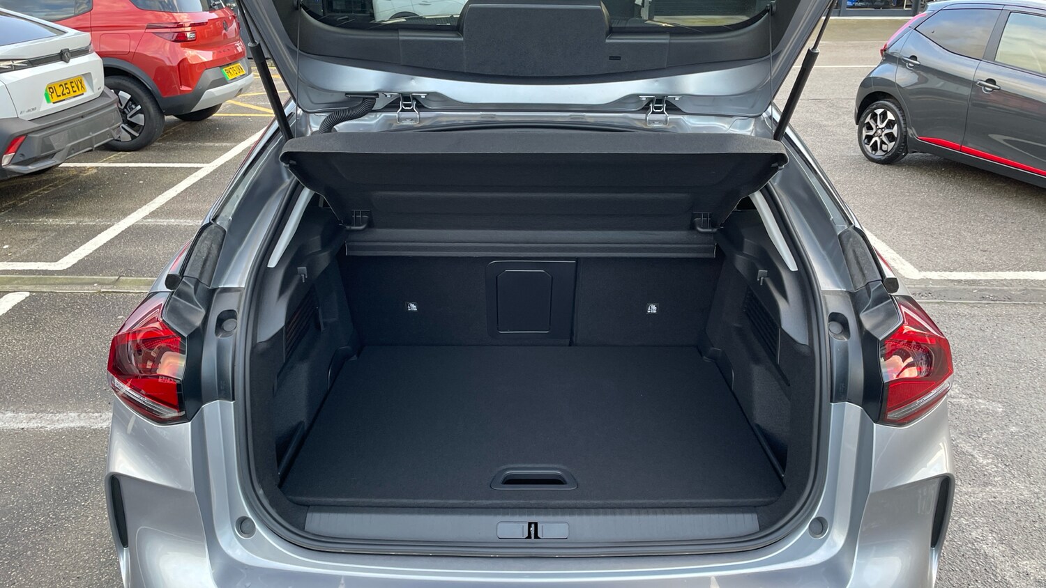 Used Citroen C4 2024 for sale - 76866830: Photo 19