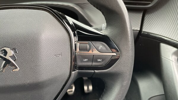 Used Peugeot 2008 2023 for sale - 76260921: Photo 24