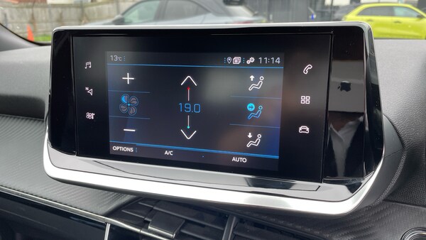Used Peugeot 2008 2023 for sale - 76260921: Photo 42