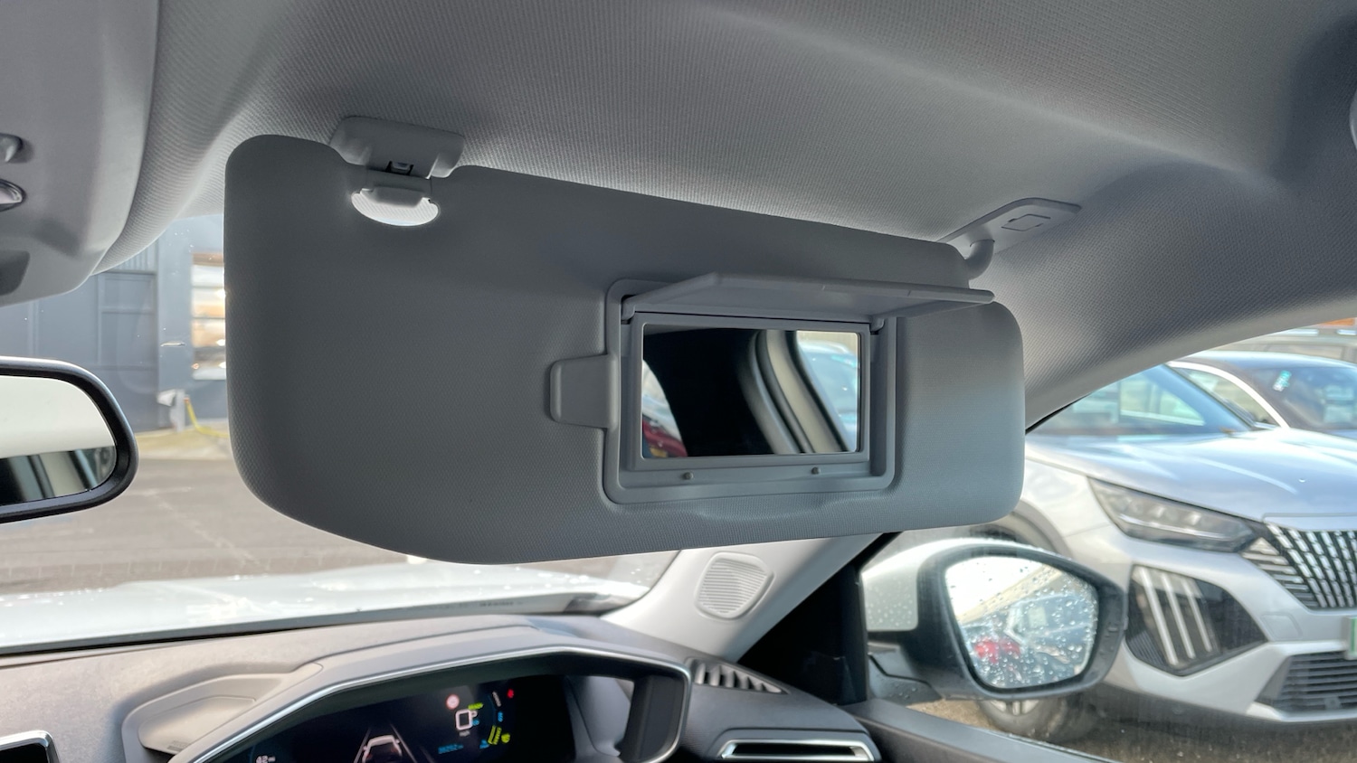 Used Peugeot 2008 2021 for sale - 77009446: Photo 38