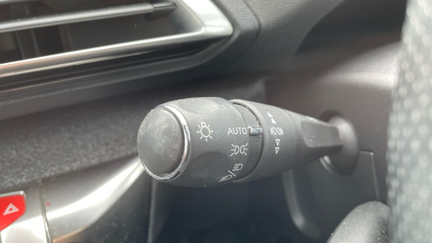 Used Peugeot 3008 2019 for sale - 76139407: Photo 27