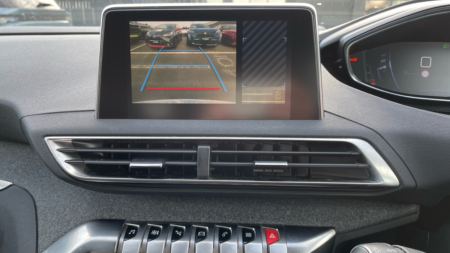 Used Peugeot 5008 2019 for sale - 77163962: Photo 11