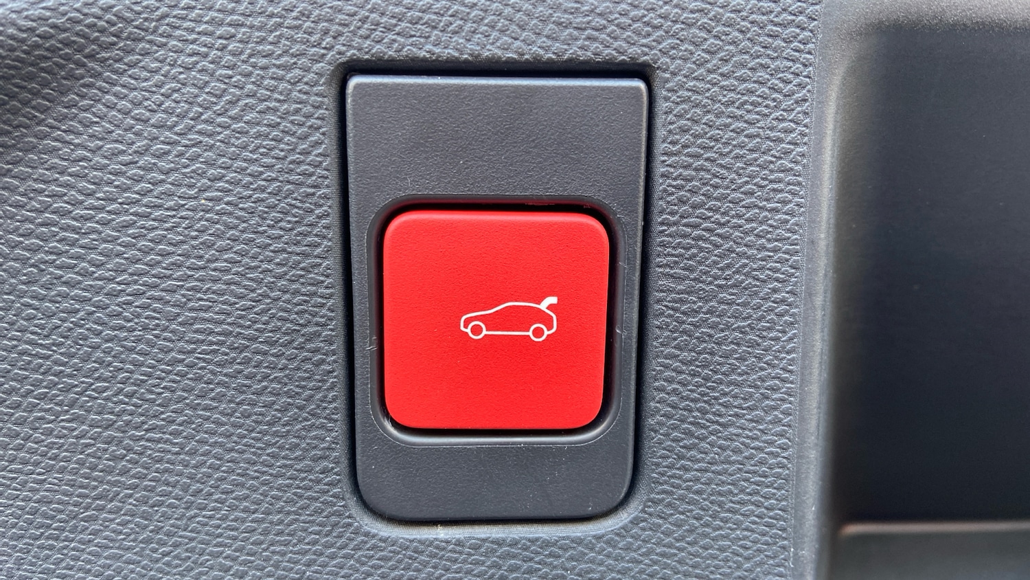 Used Peugeot 5008 2024 for sale - 77292668: Photo 36