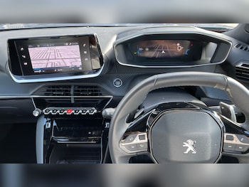 Used Peugeot 2008 2023 for sale - 75859290: Photo