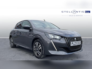 Peugeot - 208