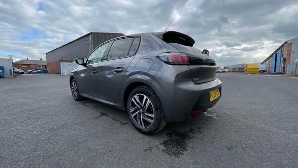 Used Peugeot 208 2023 for sale - 76073685: Photo 5