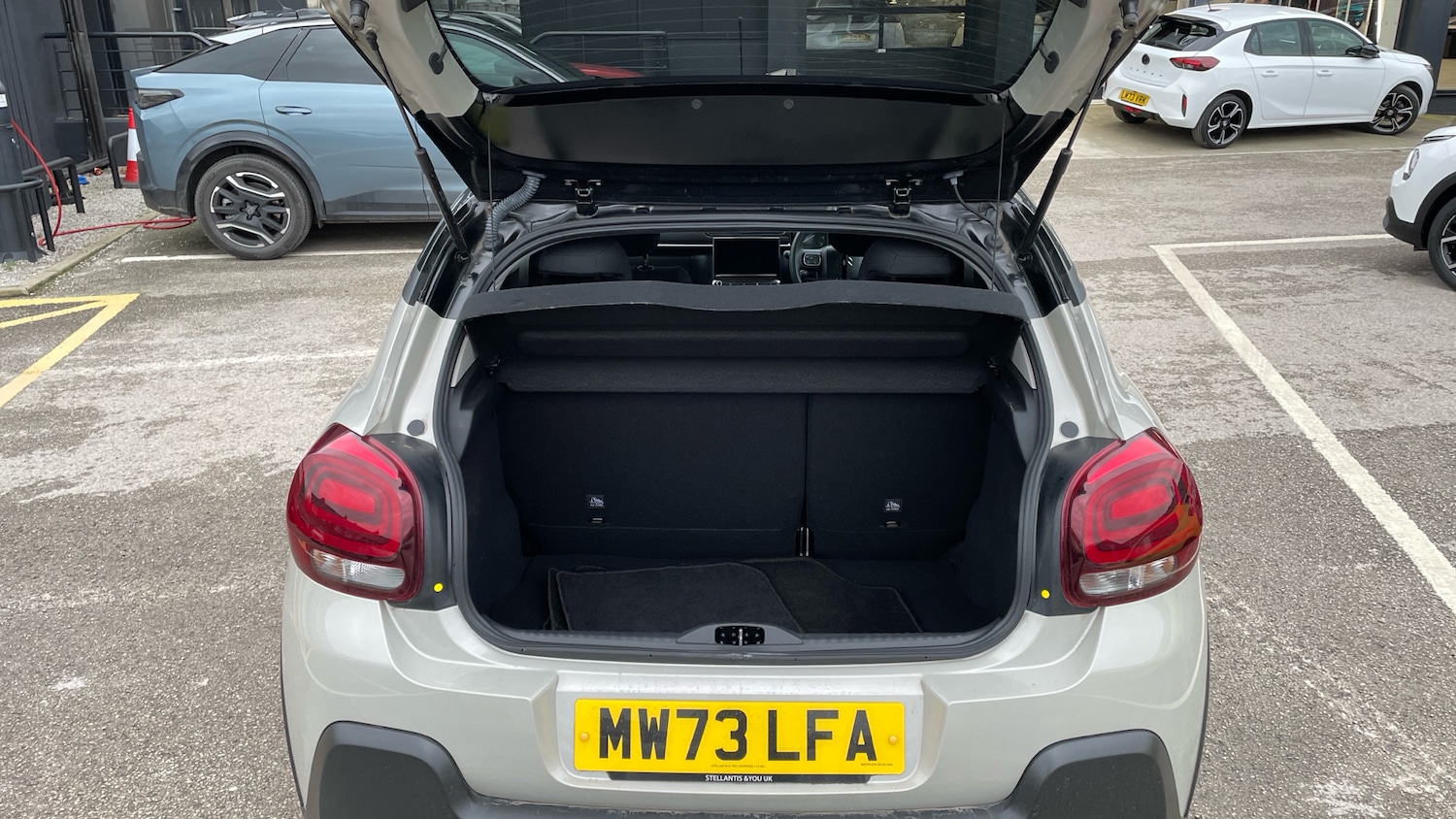 Used Citroen C3 2023 for sale - 77306840: Photo 19