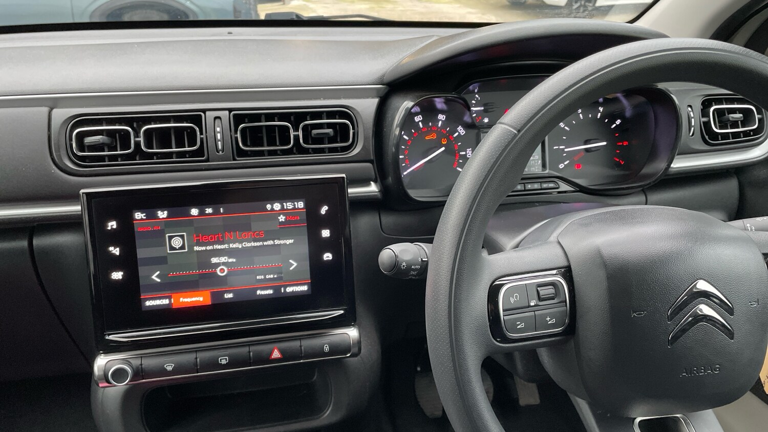 Used Citroen C3 2023 for sale - 77306840: Photo 40