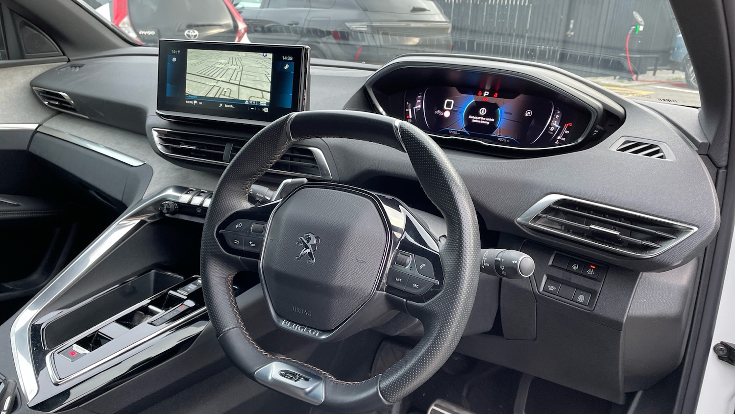 Used Peugeot 3008 2023 for sale - 76228672: Photo 11