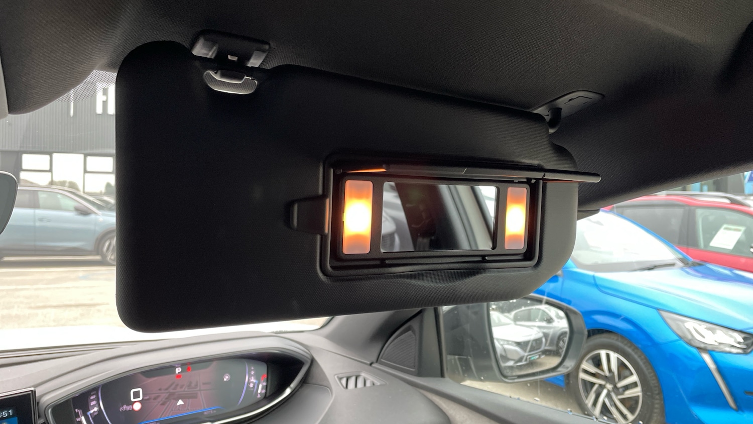 Used Peugeot 3008 2023 for sale - 76228672: Photo 38