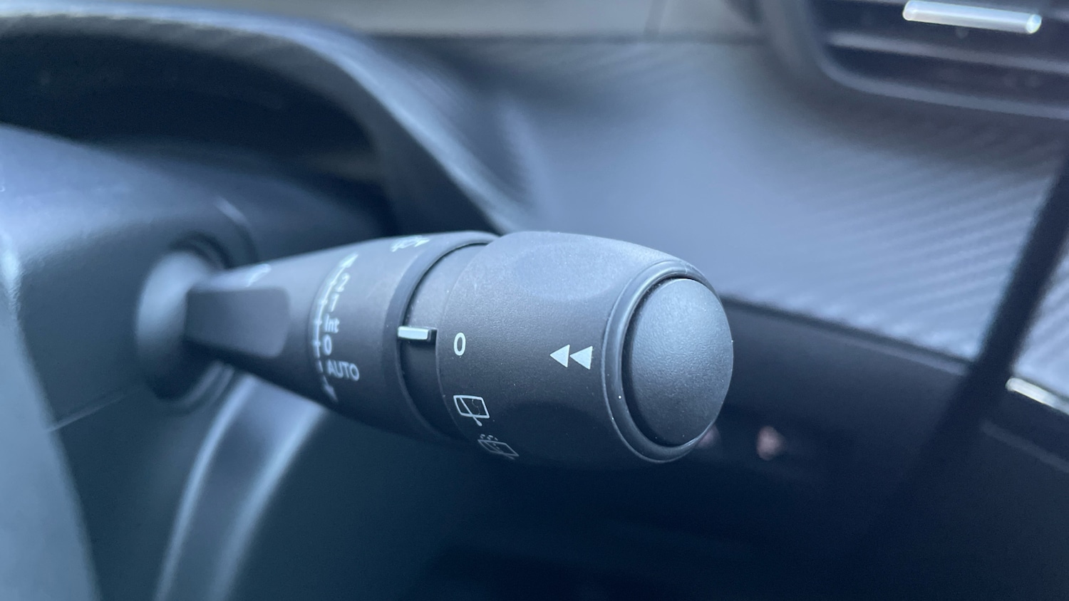 Used Peugeot 2008 2021 for sale - 77132429: Photo 29