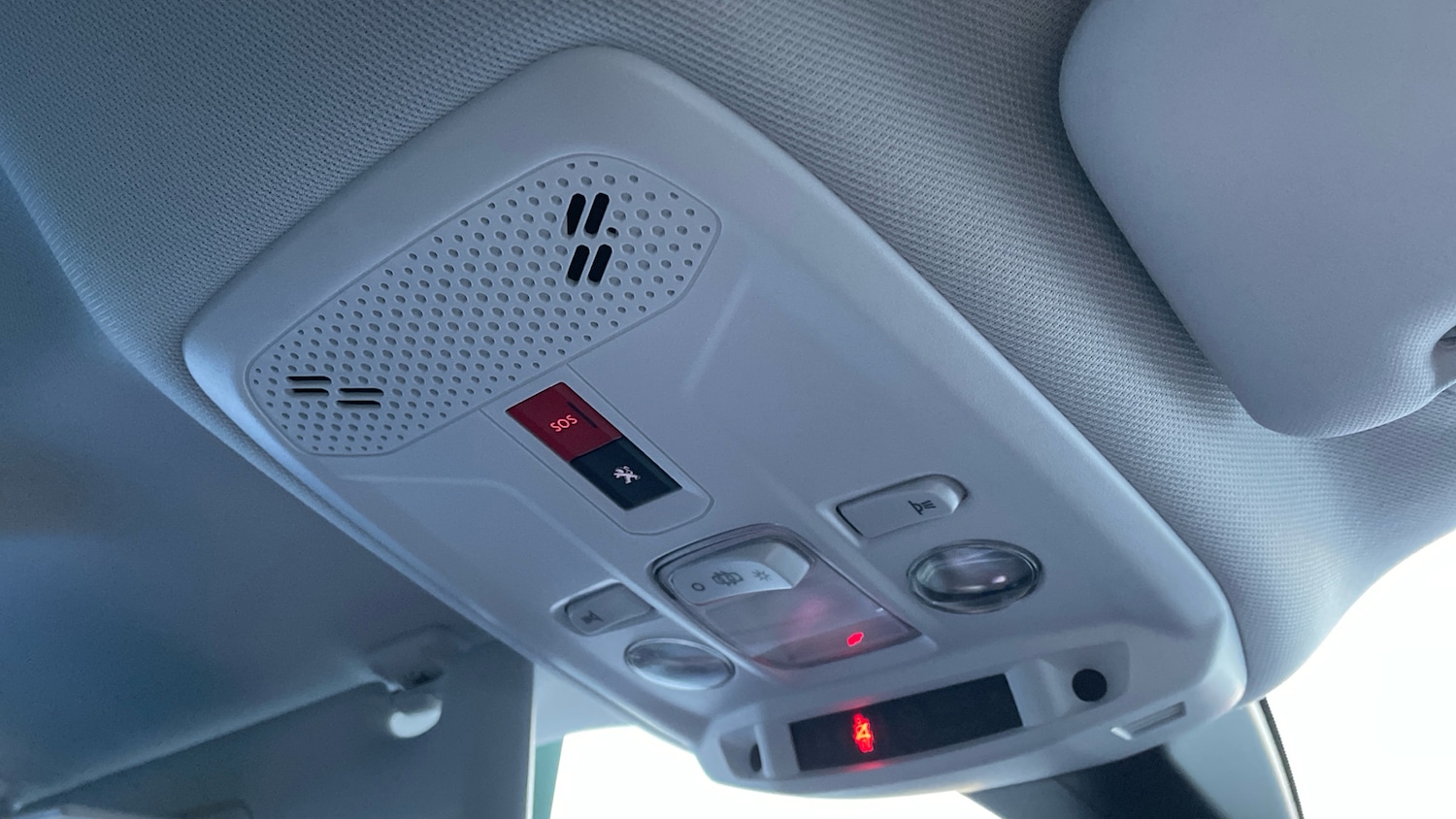 Used Peugeot 2008 2021 for sale - 77132429: Photo 40