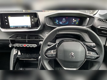 Used Peugeot 208 2024 for sale - 76296649: Photo