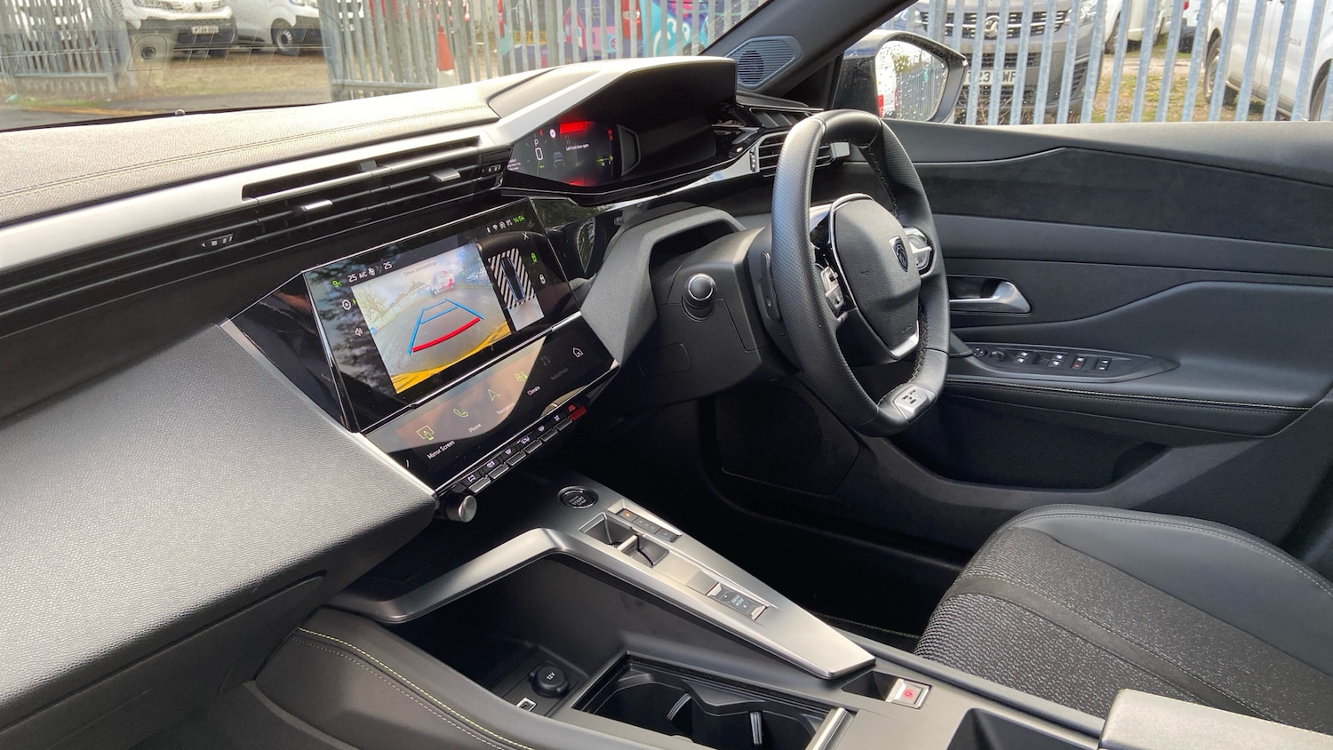 Used Peugeot 308 2024 for sale - 76730021: Photo 13