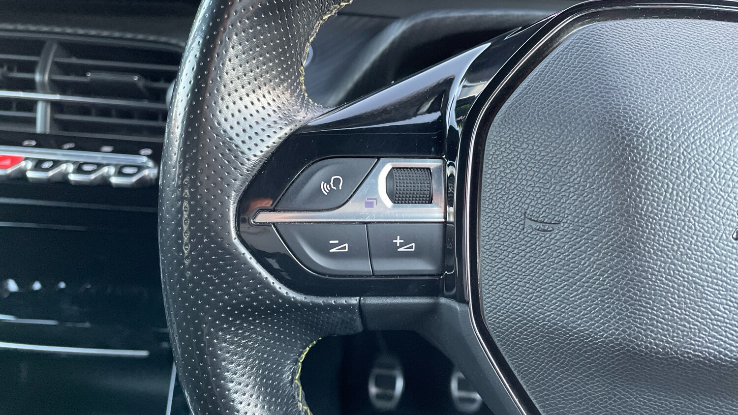 Used Peugeot 2008 2020 for sale - 76621427: Photo 23