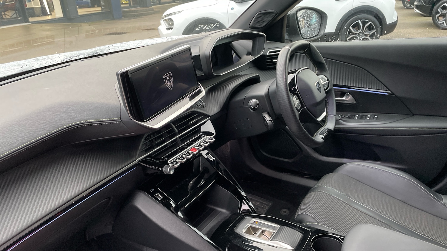 Used Peugeot 2008 2024 for sale - 77292645: Photo 13