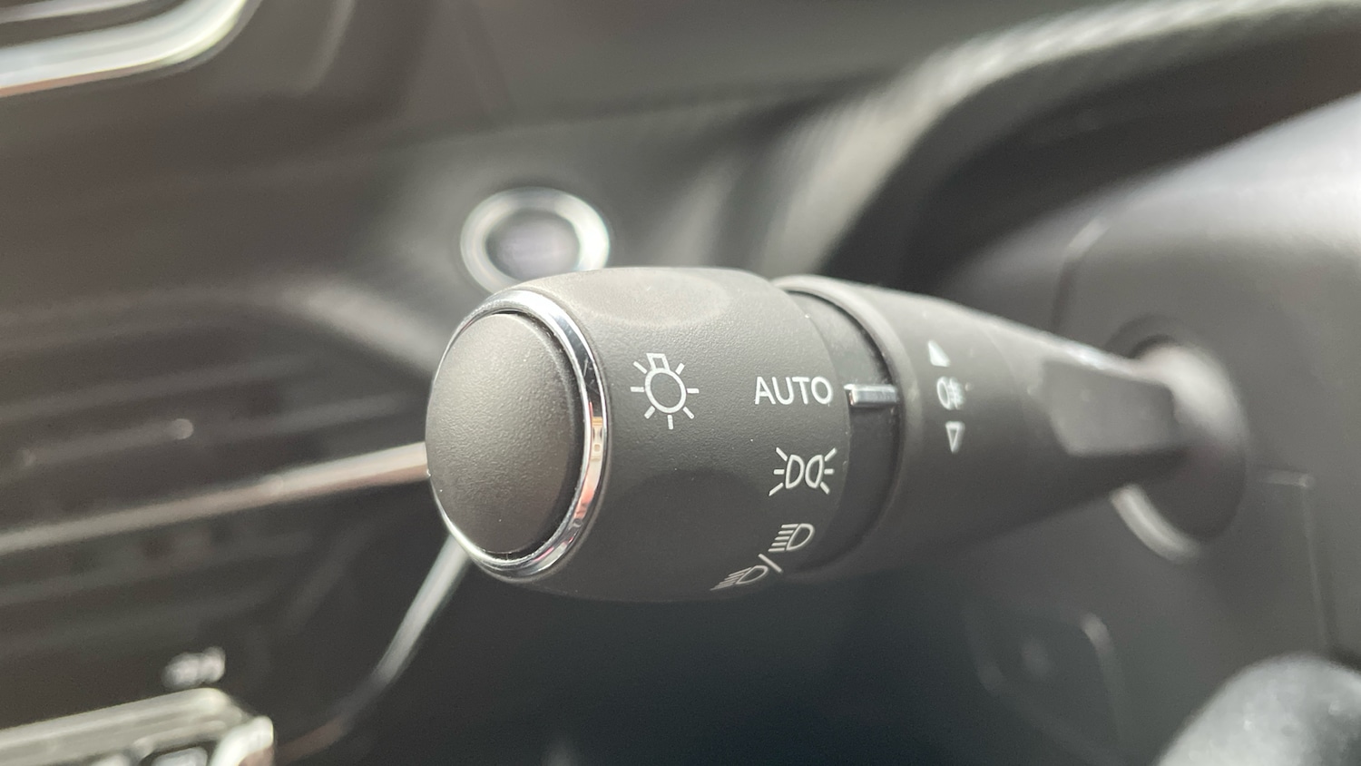 Used Peugeot 2008 2024 for sale - 77292645: Photo 28